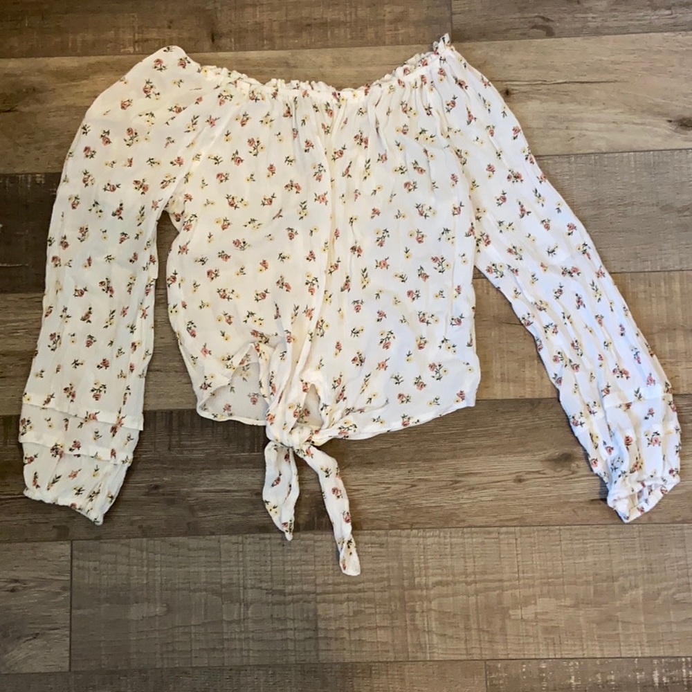 Hollister blouse